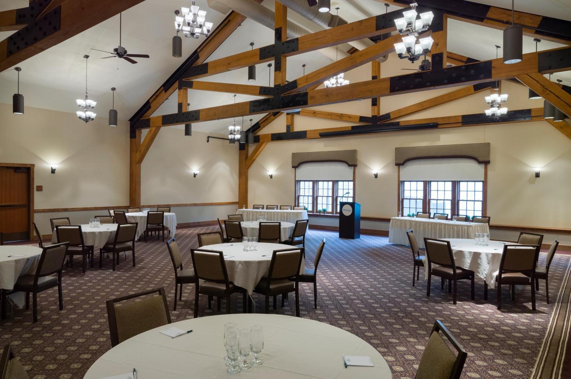 Pine Barn Inn Дэнвилл Экстерьер фото