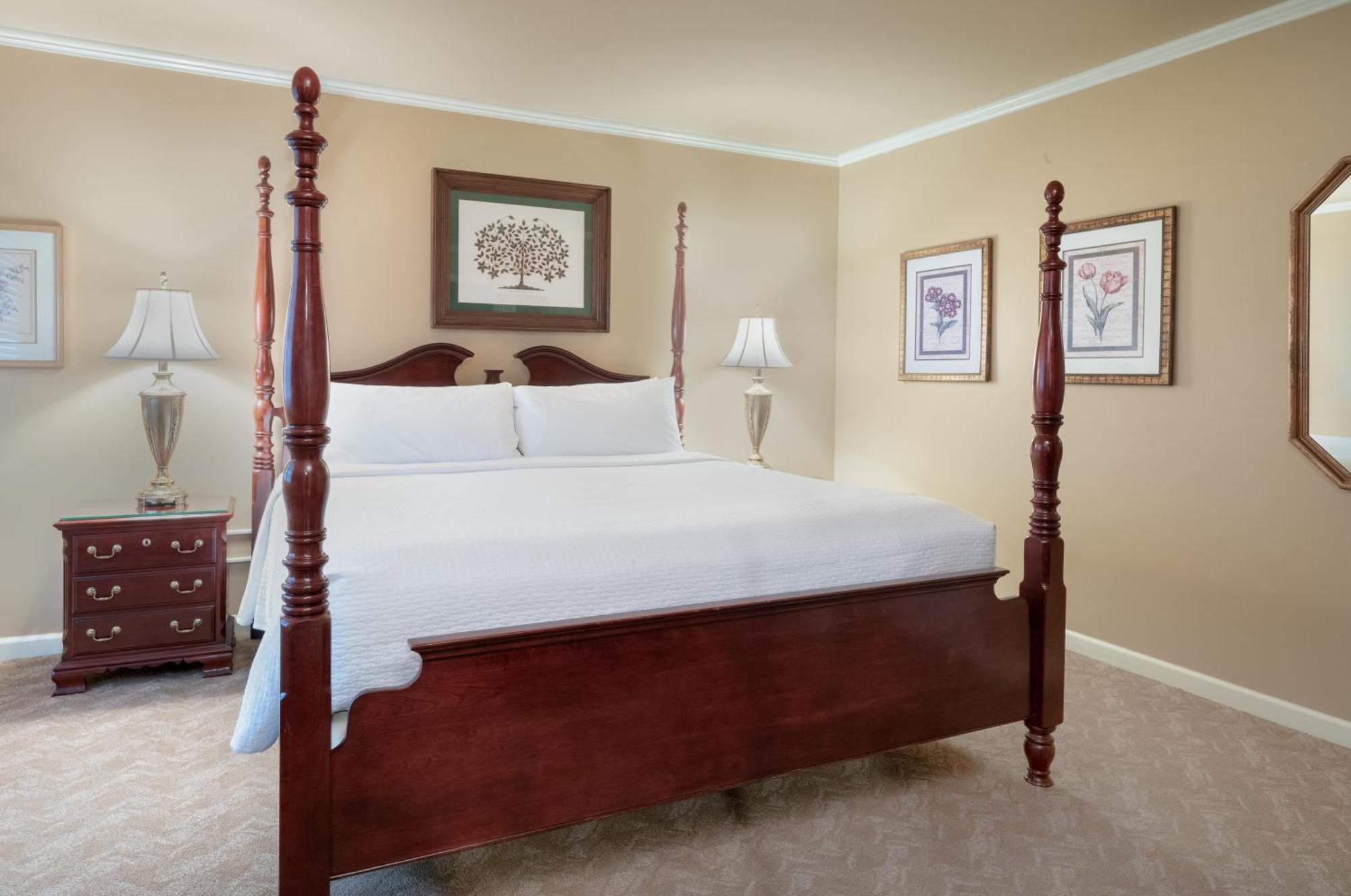 Pine Barn Inn Дэнвилл Экстерьер фото