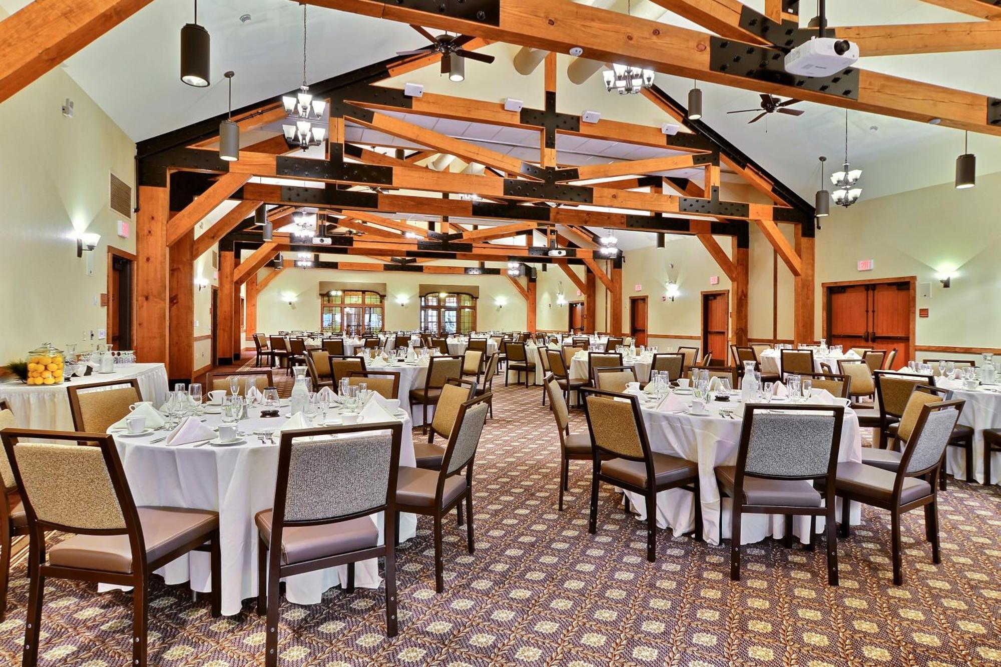 Pine Barn Inn Дэнвилл Экстерьер фото
